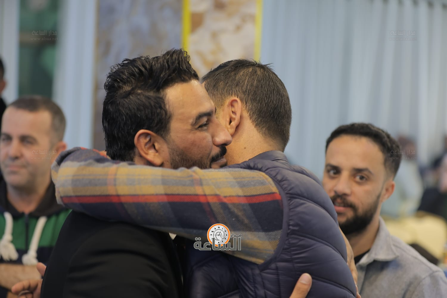 Madar Al-Saa Images 0.12774201653834072