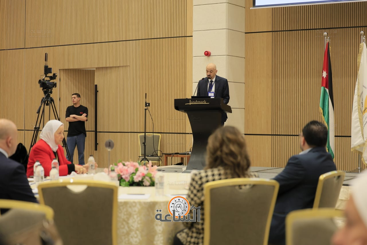 Madar Al-Saa Images 0.524000671312929