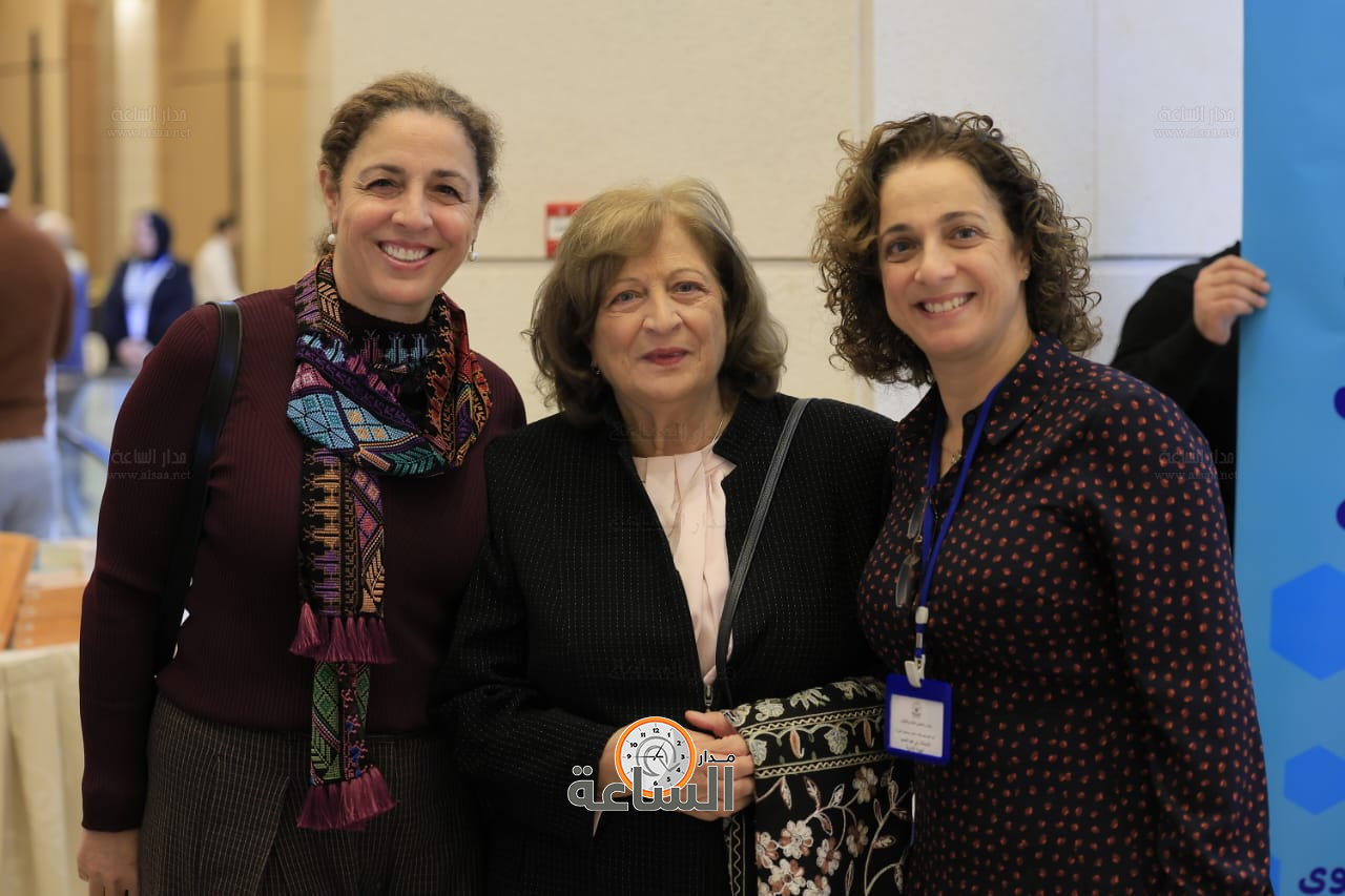 Madar Al-Saa Images 0.6136331195088295