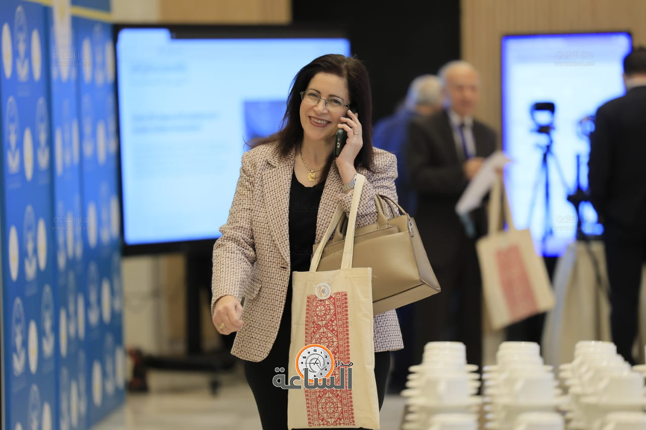 Madar Al-Saa Images 0.7950469034195594