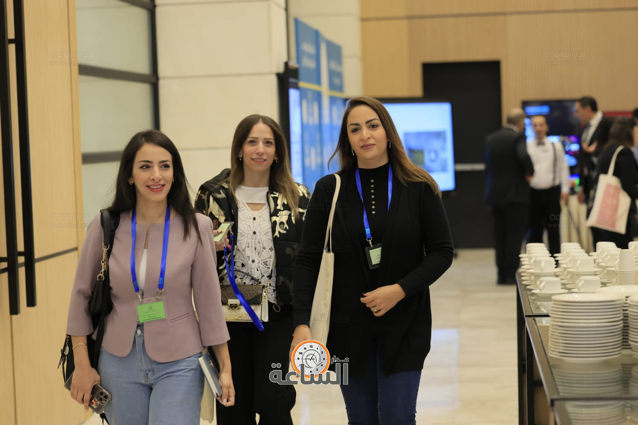 Madar Al-Saa Images 0.1201127926348502