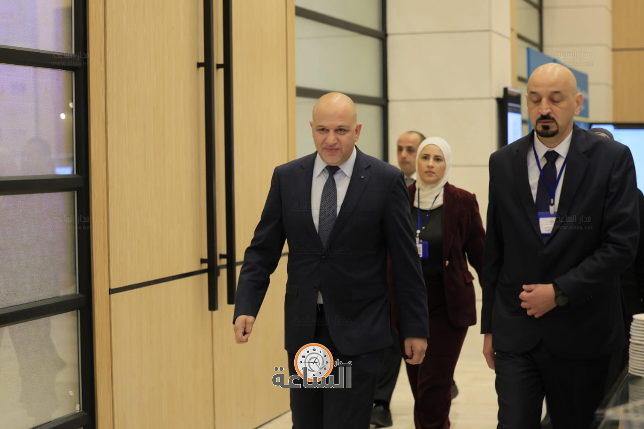 Madar Al-Saa Images 0.5901081714416436