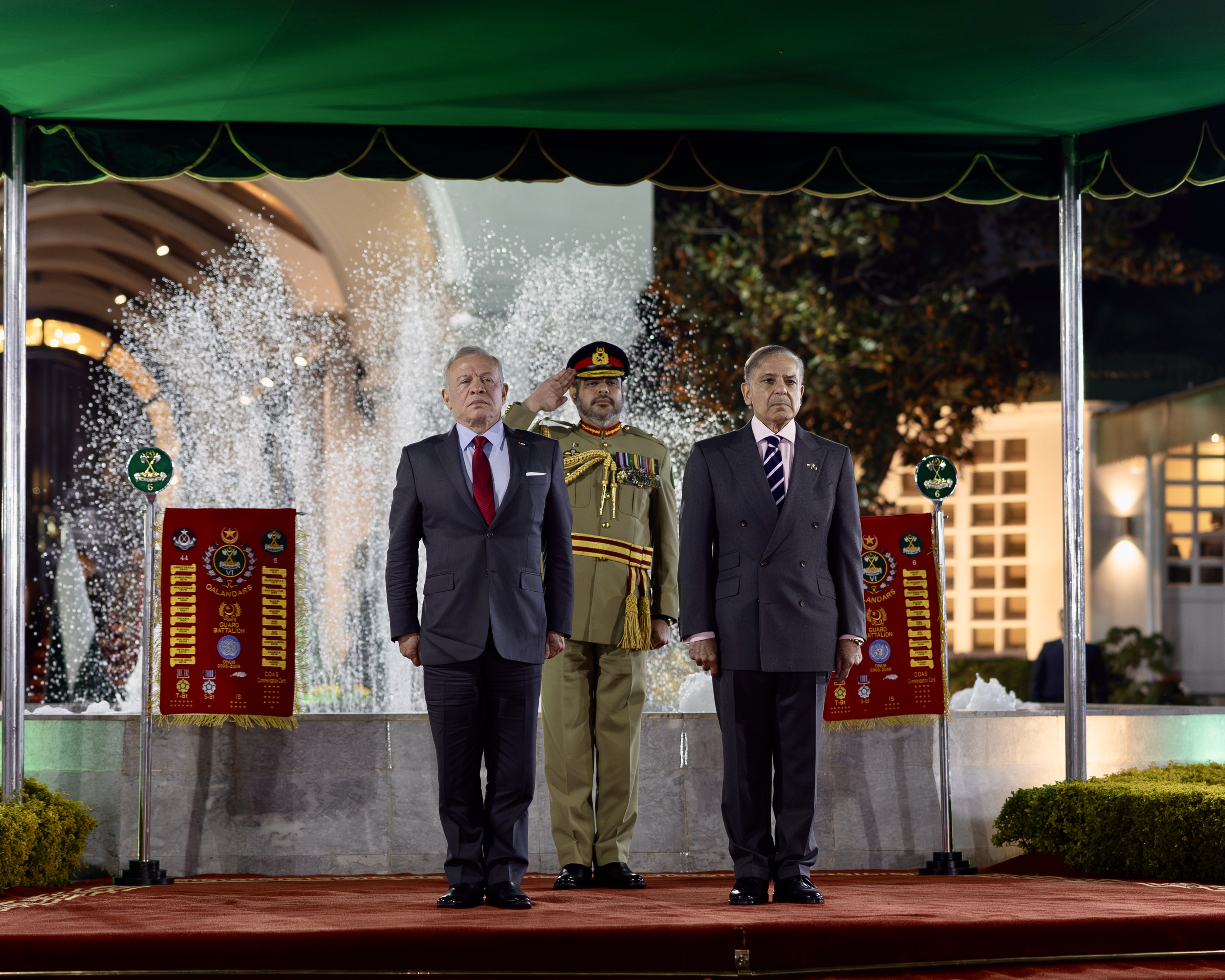 Madar Al-Saa Images 0.8640952360955367