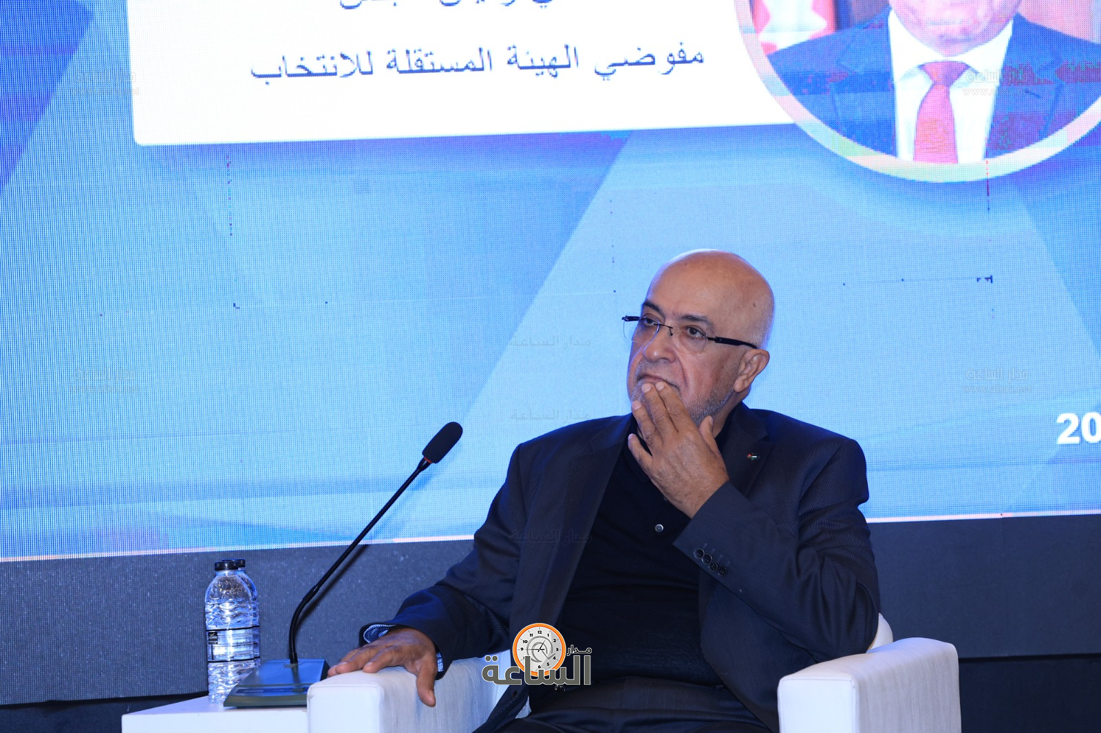 Madar Al-Saa Images 0.11405855554171251