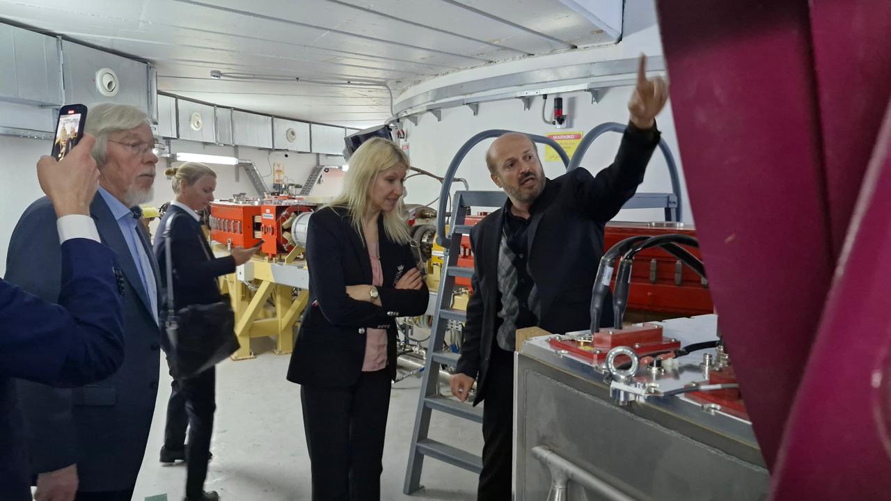 Madar Al-Saa Images 0.780699382071971