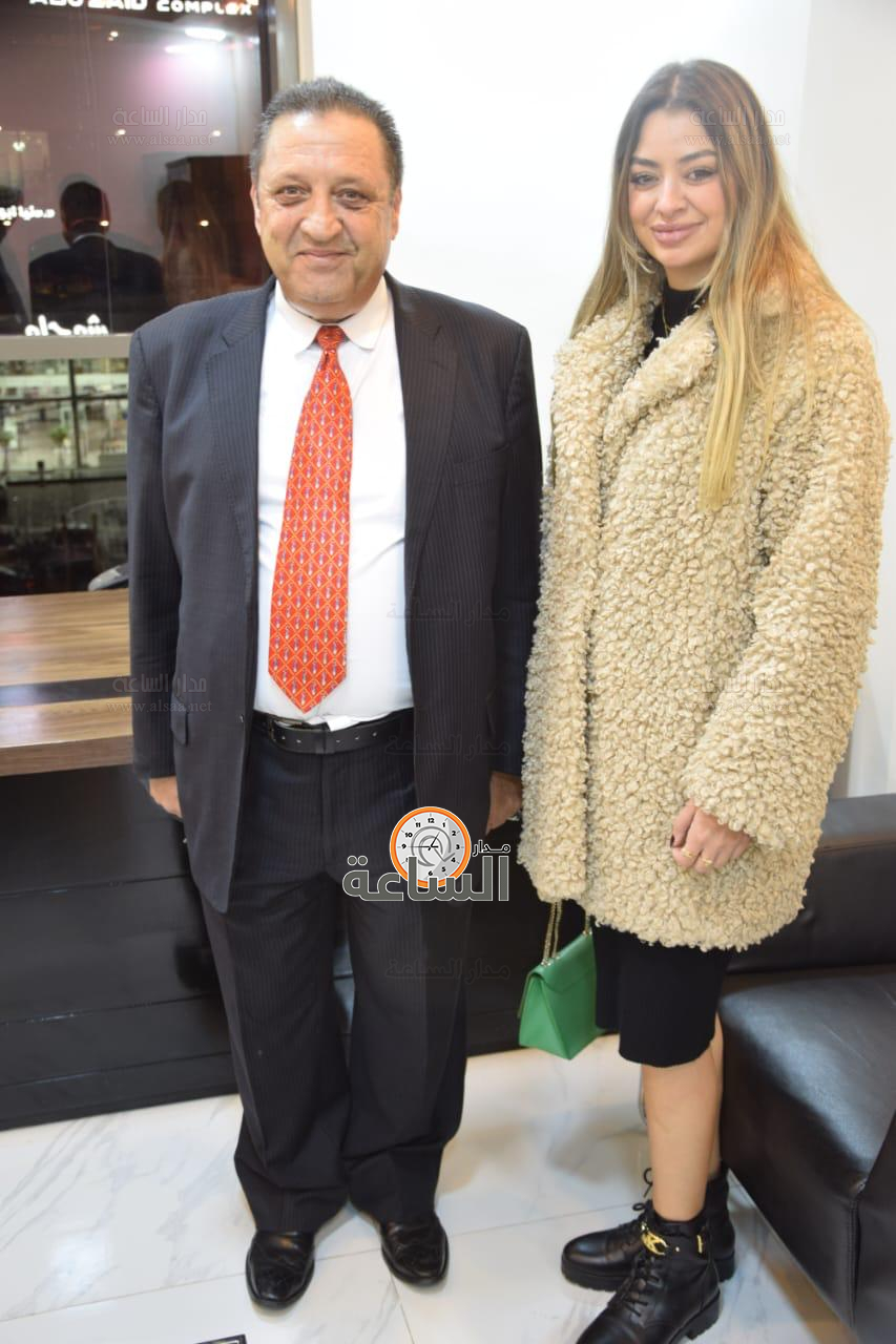 Madar Al-Saa Images 0.5216430174673097