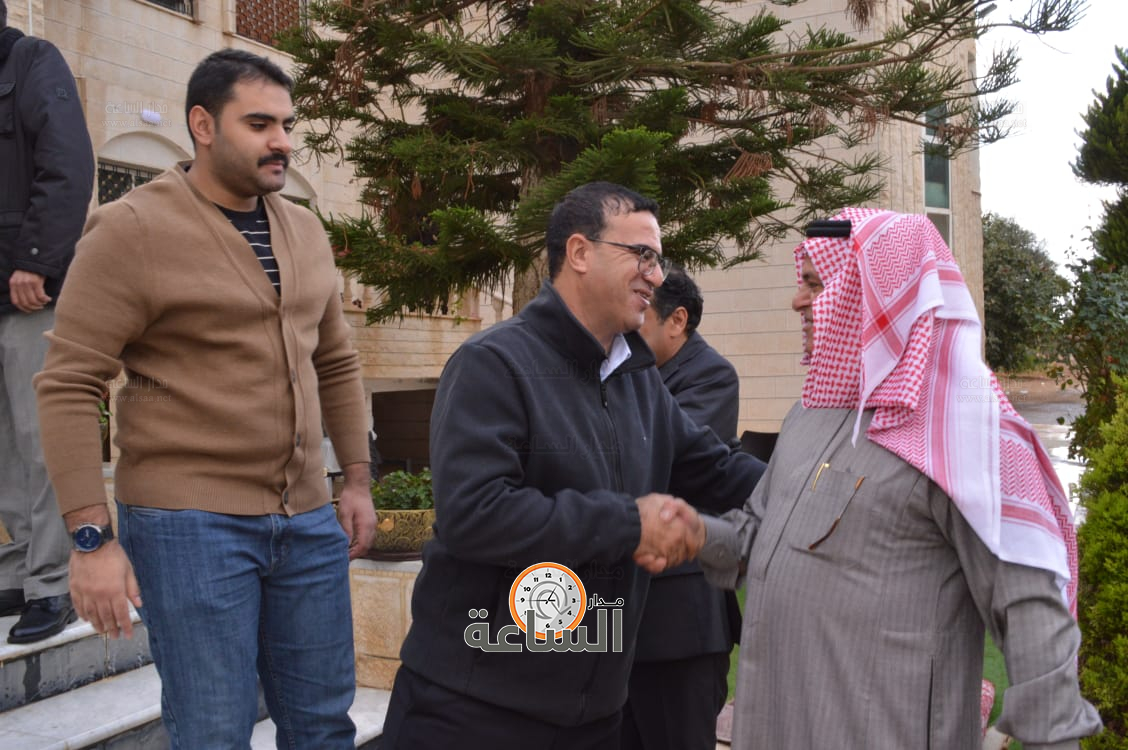 Madar Al-Saa Images 0.23367142456567158