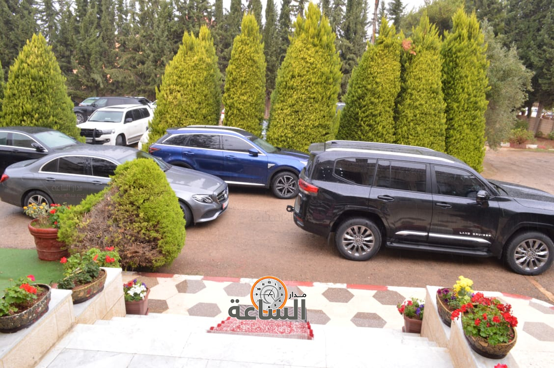 Madar Al-Saa Images 0.046315748901537446