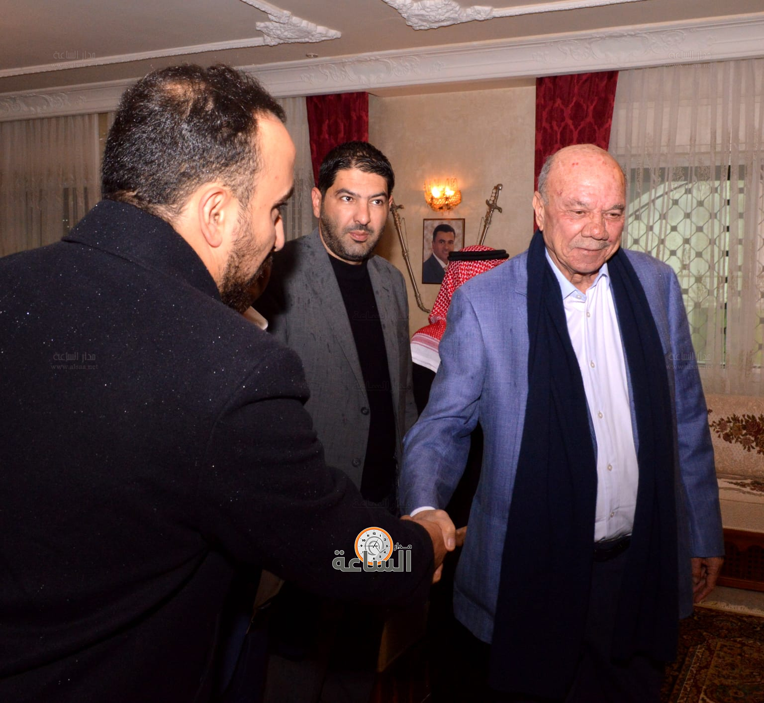 Madar Al-Saa Images 0.9771272996347904