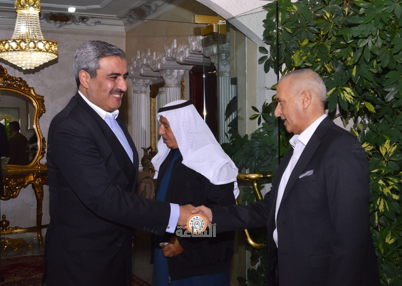 Madar Al-Saa Images 0.9498105343003974