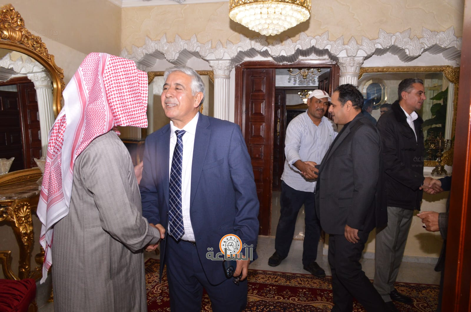 Madar Al-Saa Images 0.3240023537087502