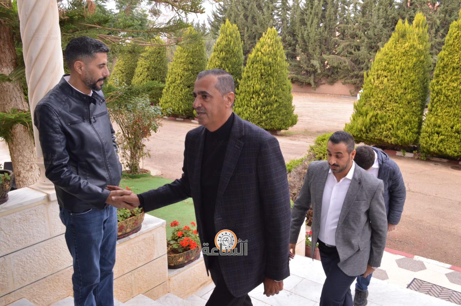 Madar Al-Saa Images 0.7775743538274467