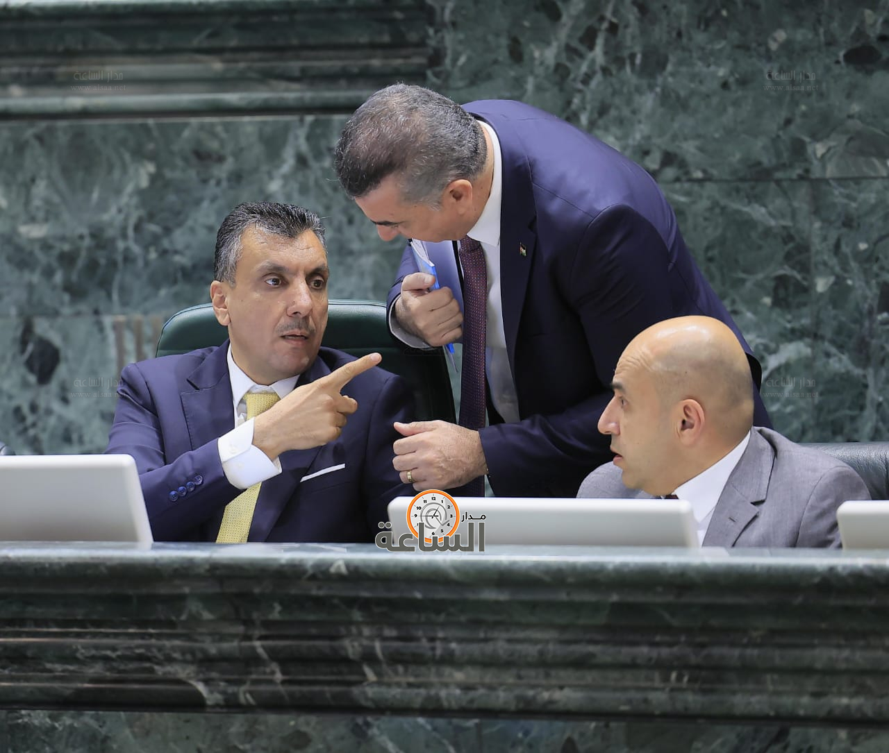 Madar Al-Saa Images 0.8971937518462467