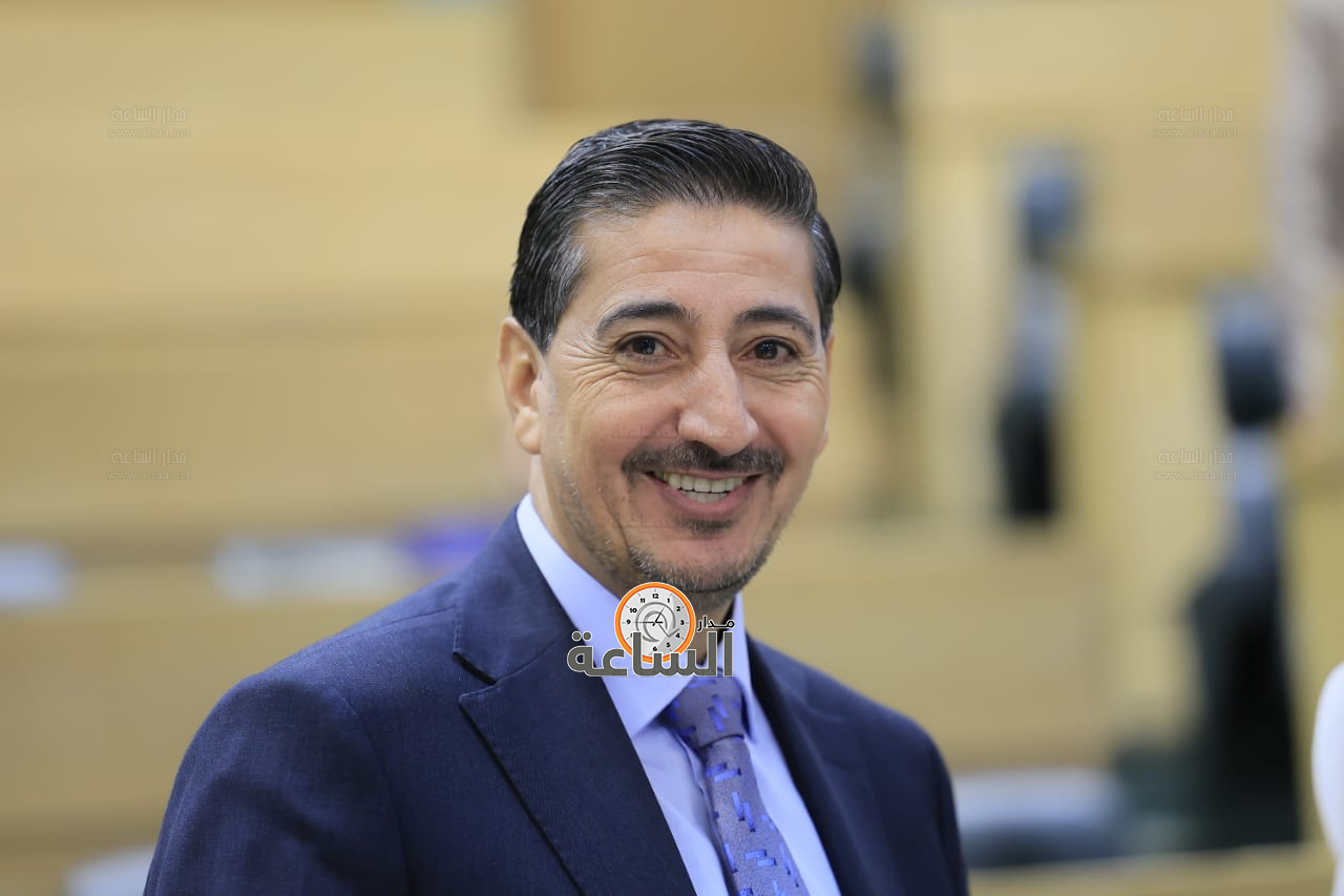 Madar Al-Saa Images 0.3776268458413642