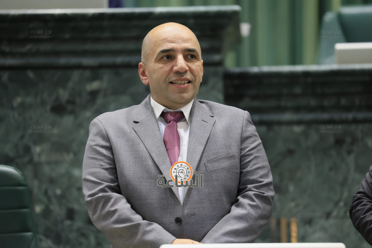 Madar Al-Saa Images 0.0012803983120353024