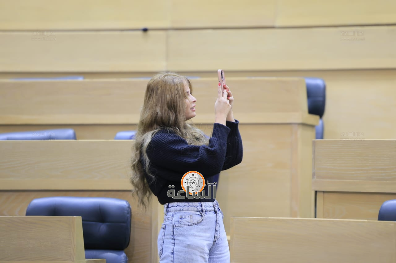 Madar Al-Saa Images 0.9399279011280449