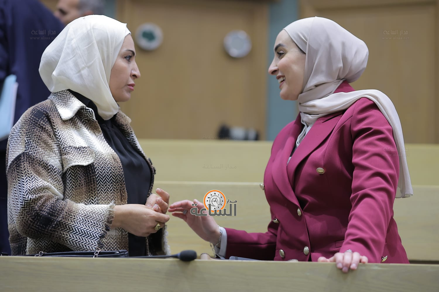 Madar Al-Saa Images 0.4054448008963374