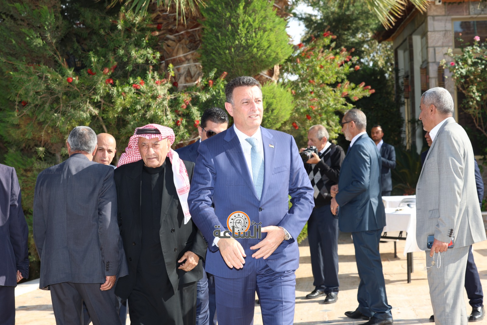 Madar Al-Saa Images 0.3824411344757048