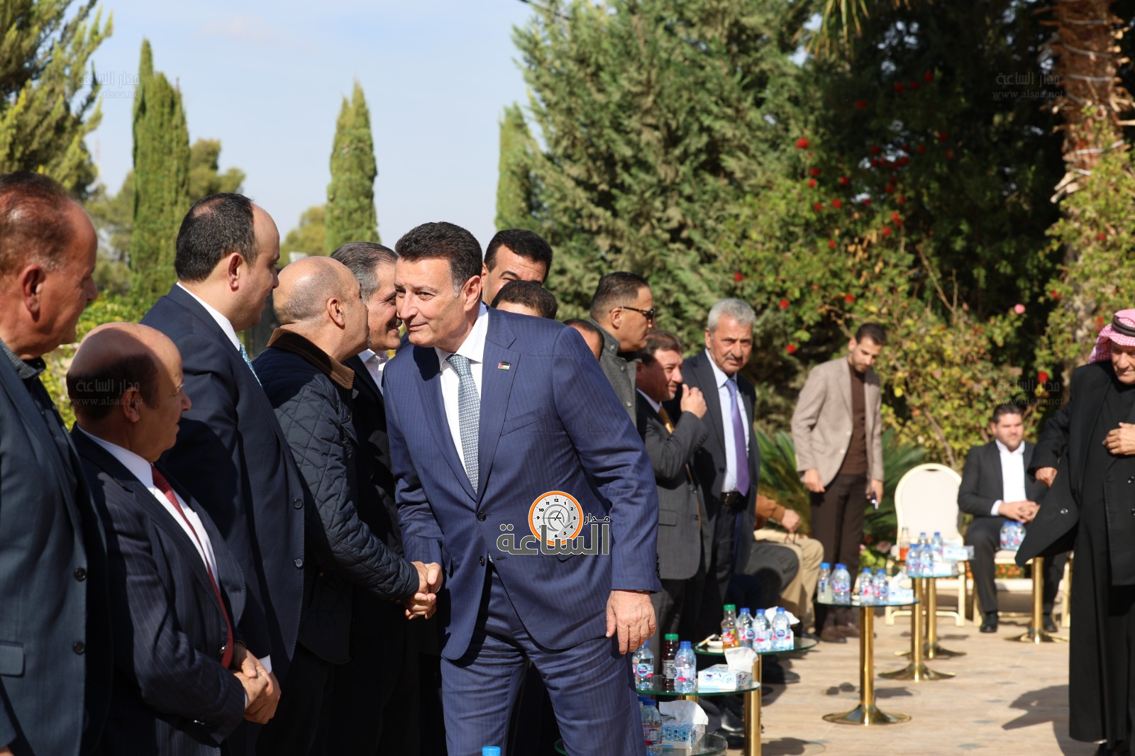 Madar Al-Saa Images 0.3983087139698118