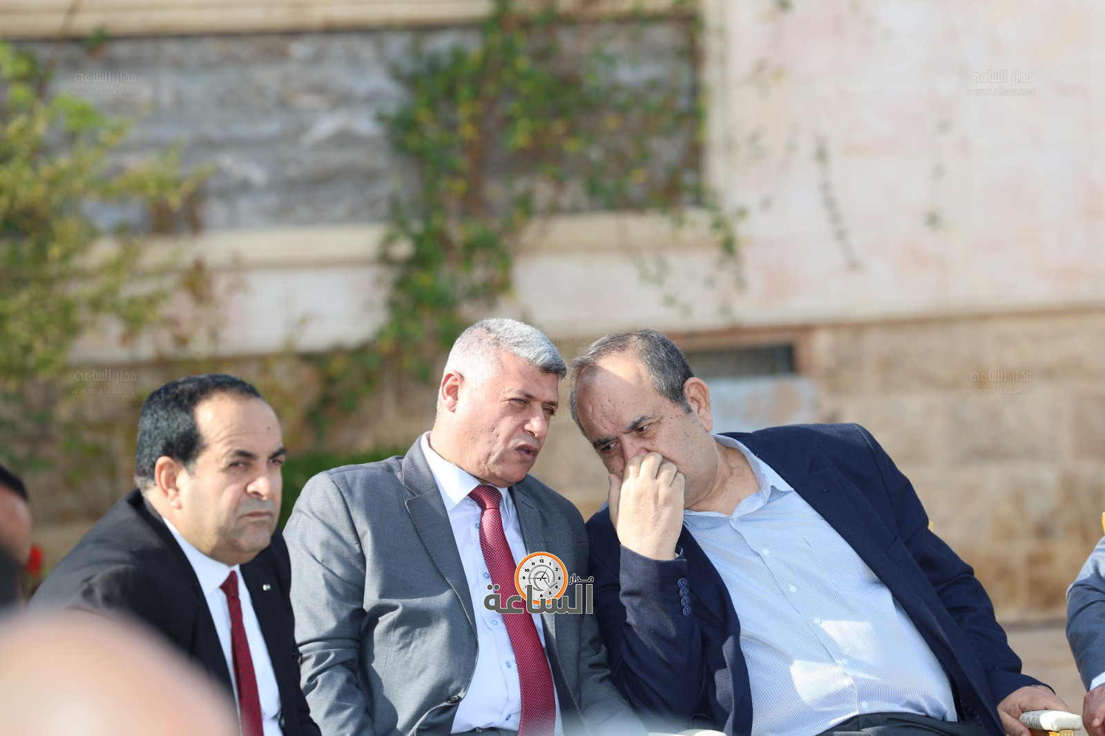 Madar Al-Saa Images 0.38848500045447354