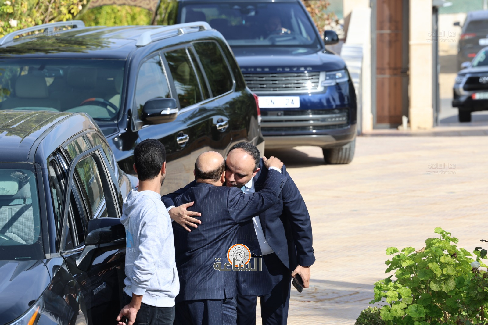 Madar Al-Saa Images 0.9382700141943945