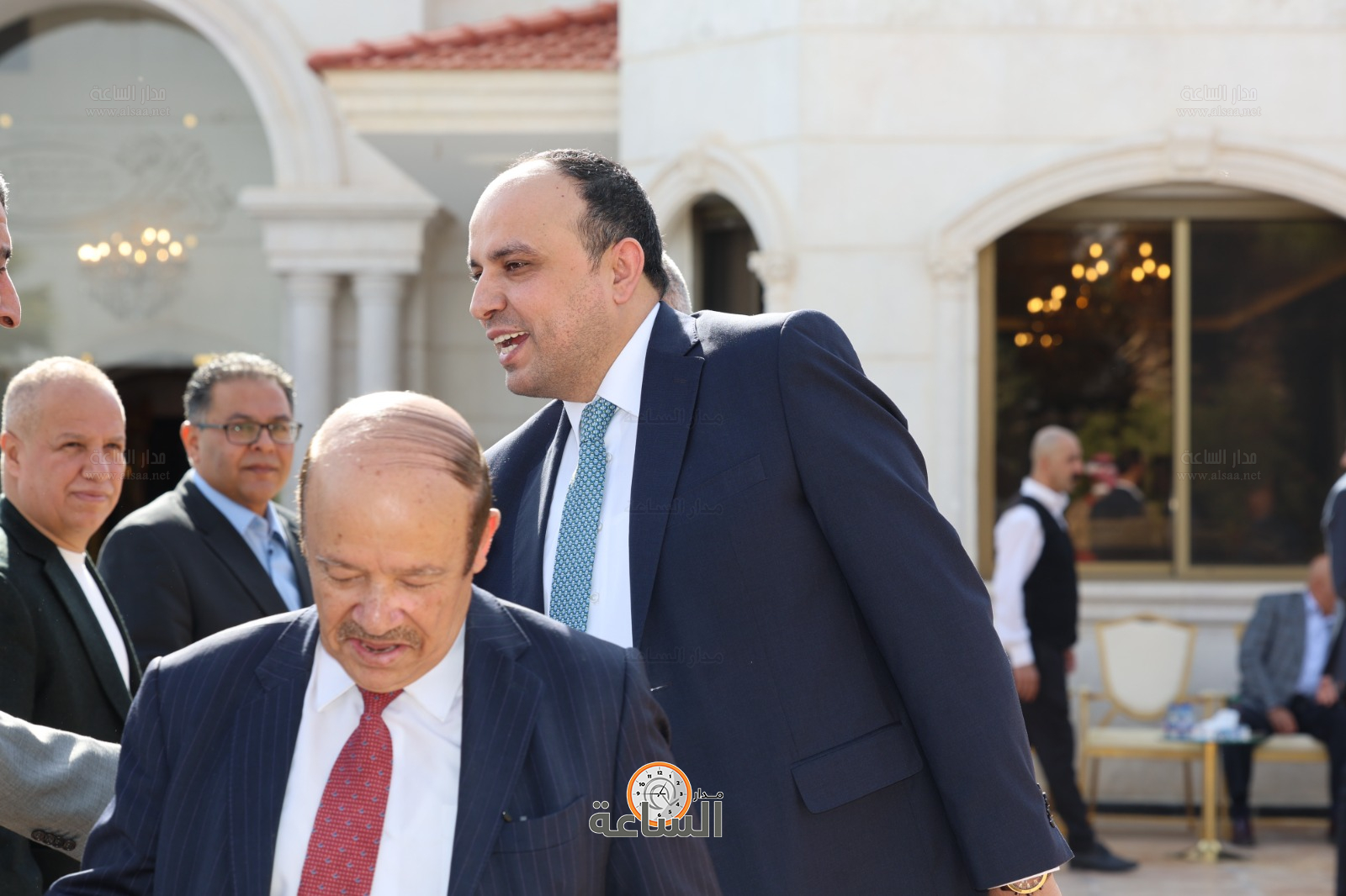 Madar Al-Saa Images 0.8277718371799709