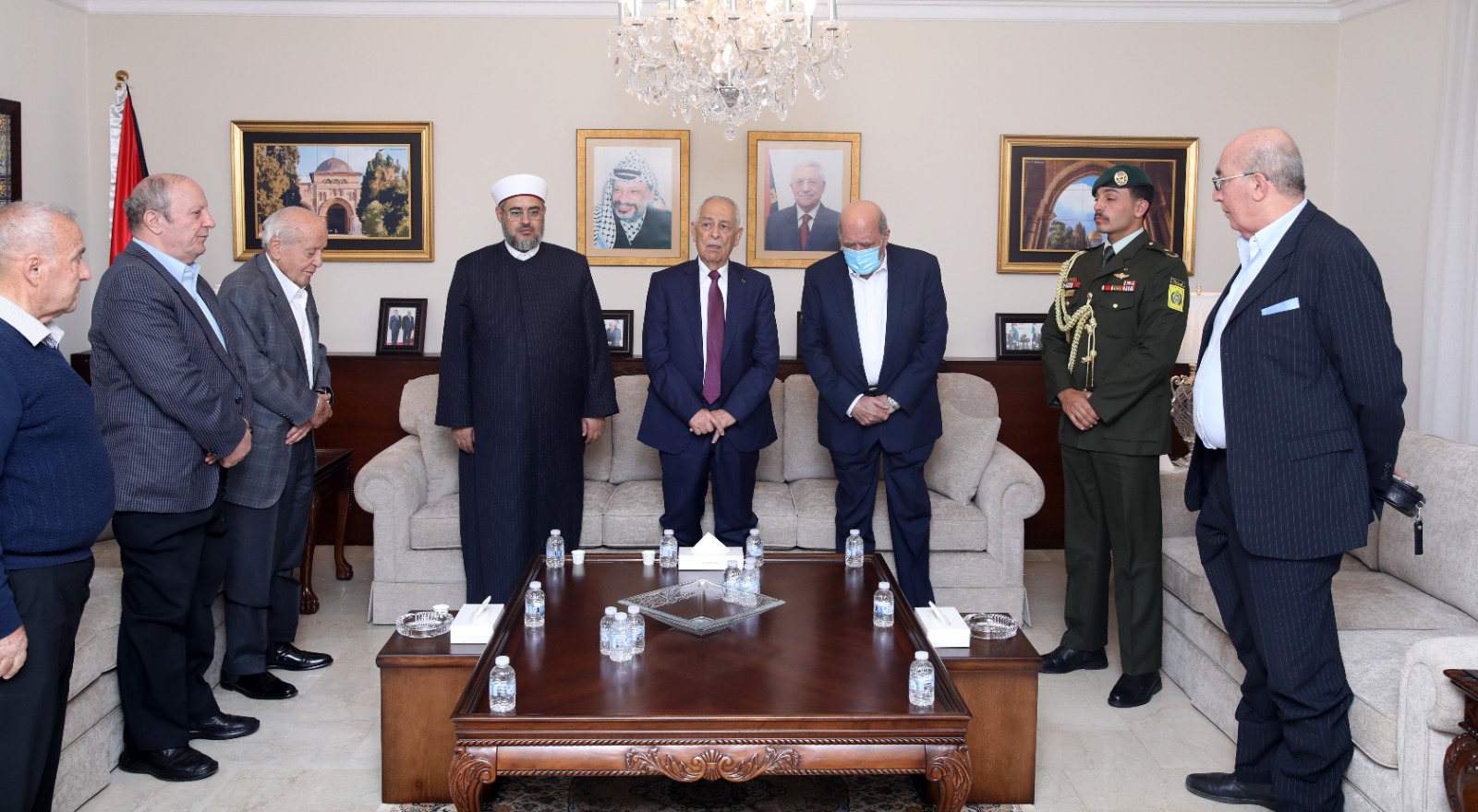 Madar Al-Saa Images 0.9845874872500356