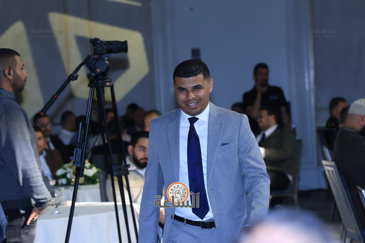 Madar Al-Saa Images 0.6908046978155834