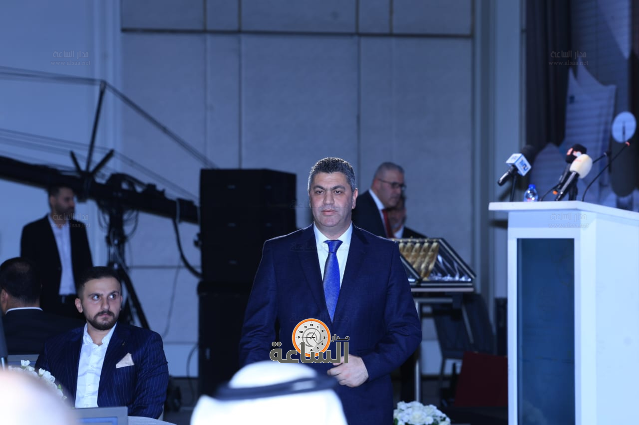 Madar Al-Saa Images 0.3053358130398177