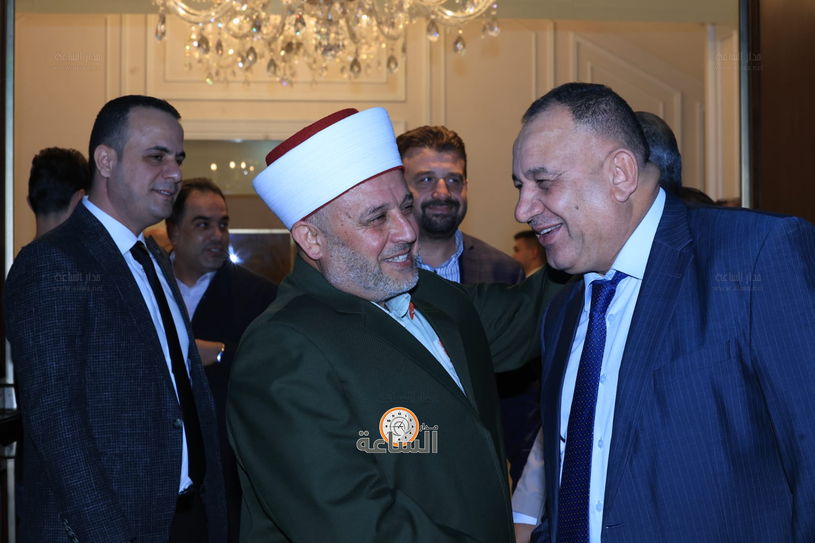 Madar Al-Saa Images 0.1516956504363859