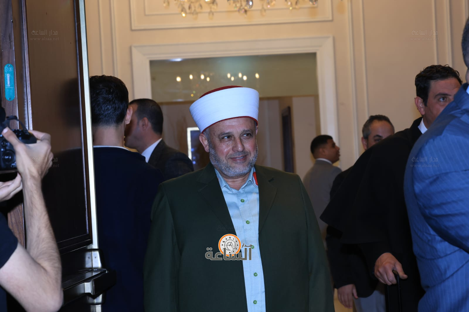 Madar Al-Saa Images 0.6247979758933899