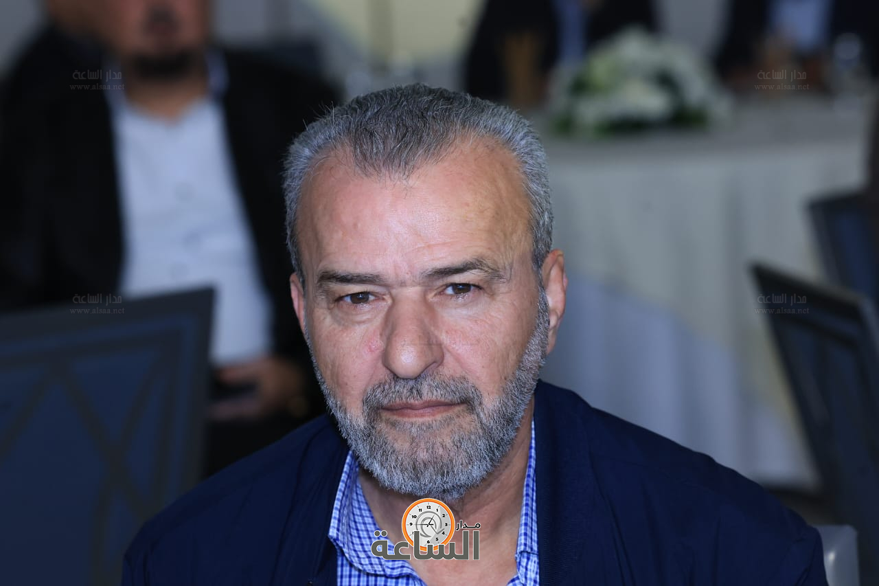 Madar Al-Saa Images 0.45736187692876784