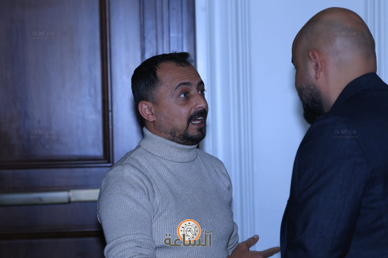 Madar Al-Saa Images 0.8280406130814578