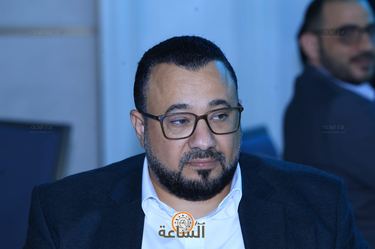 Madar Al-Saa Images 0.7206001331263248