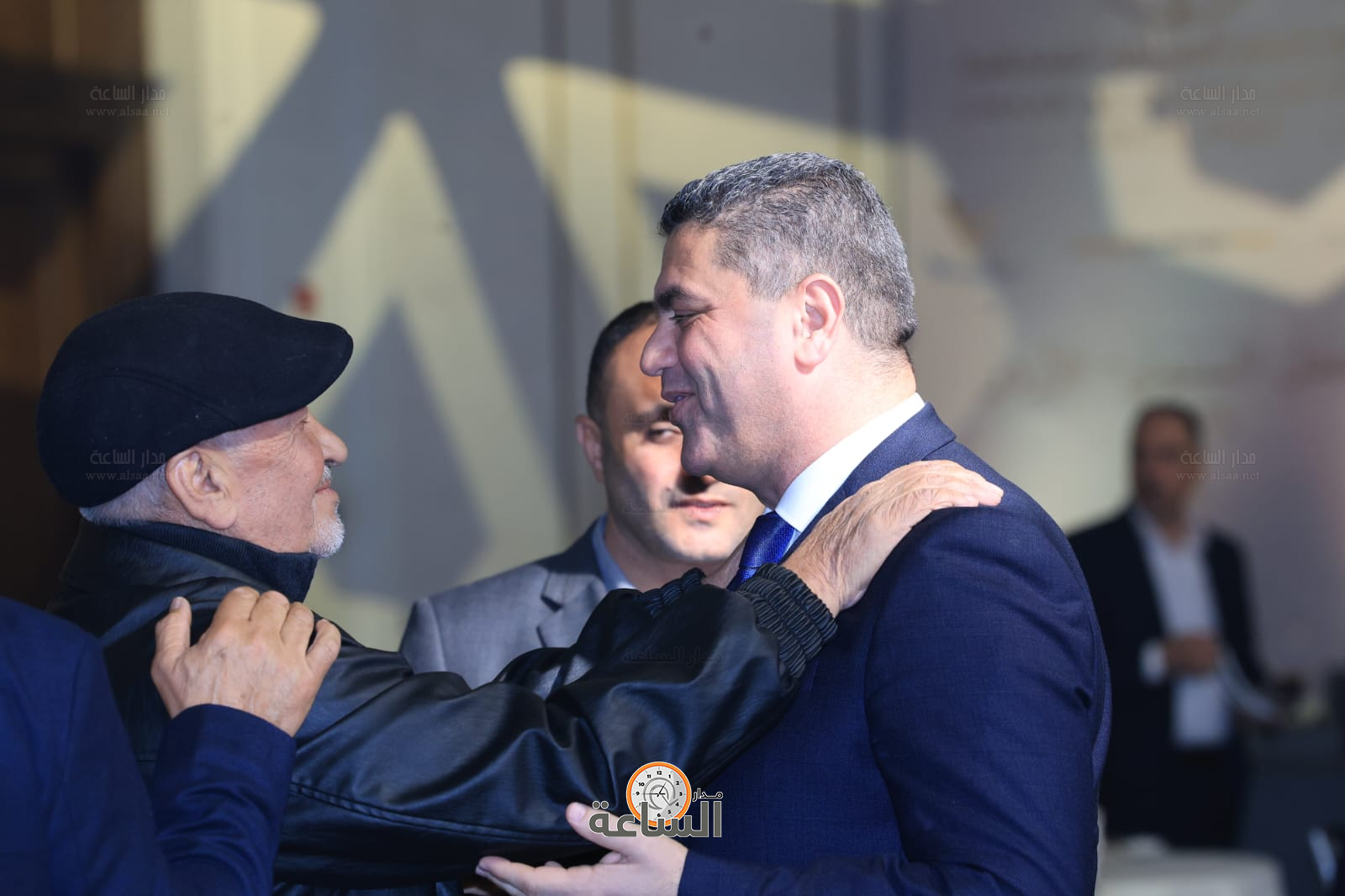 Madar Al-Saa Images 0.6472240182085756