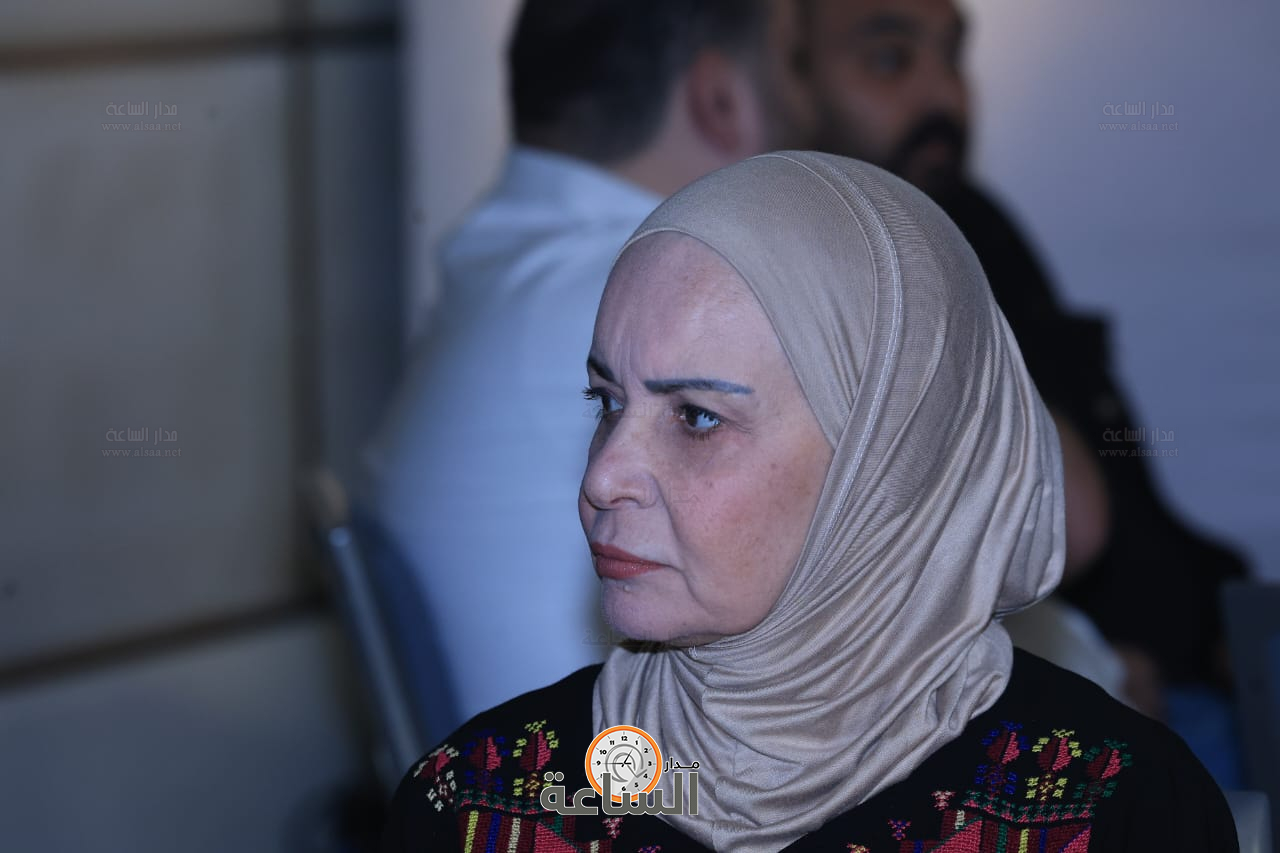 Madar Al-Saa Images 0.8771062101919463