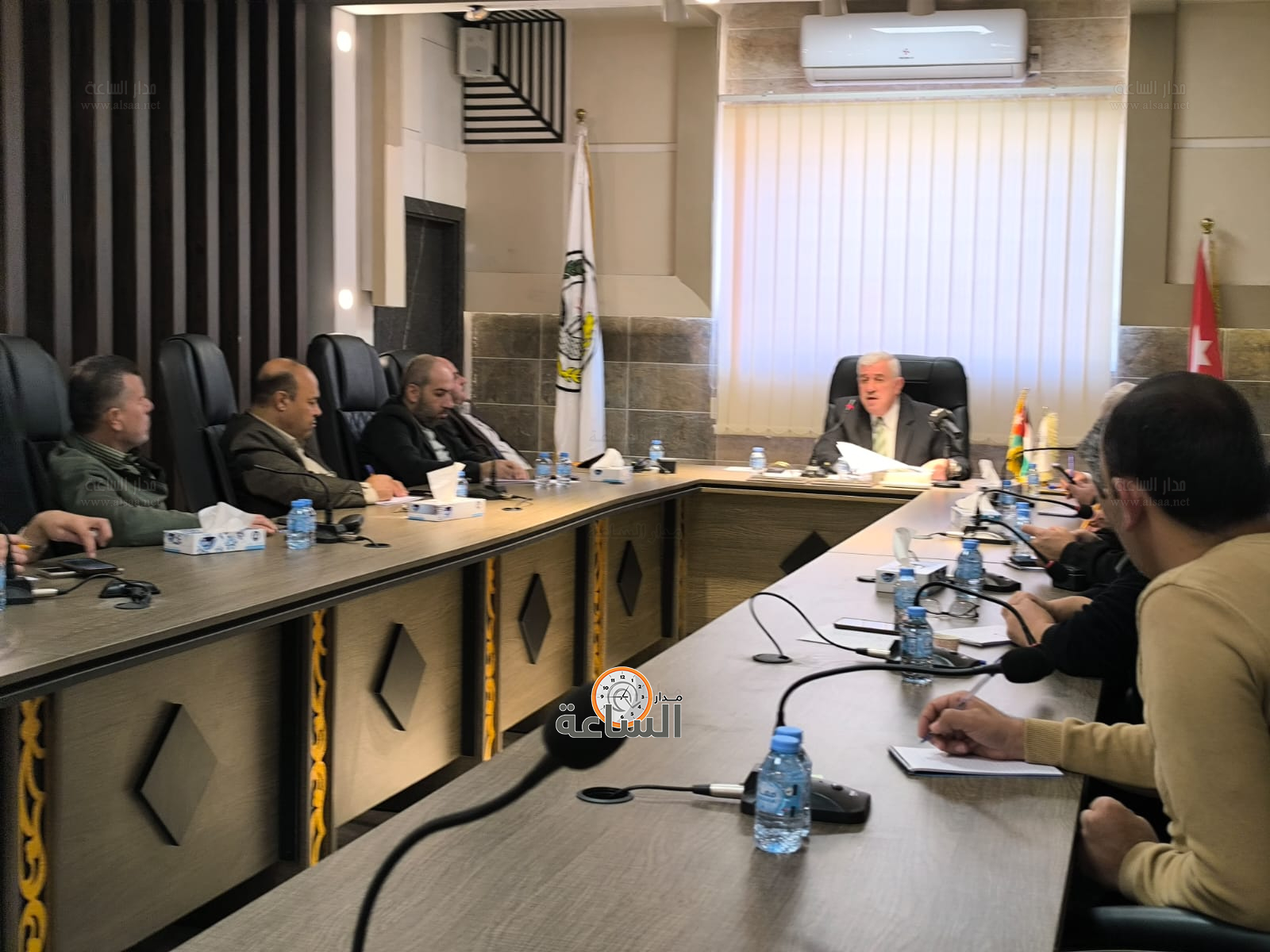 Madar Al-Saa Images 0.7429384663550133