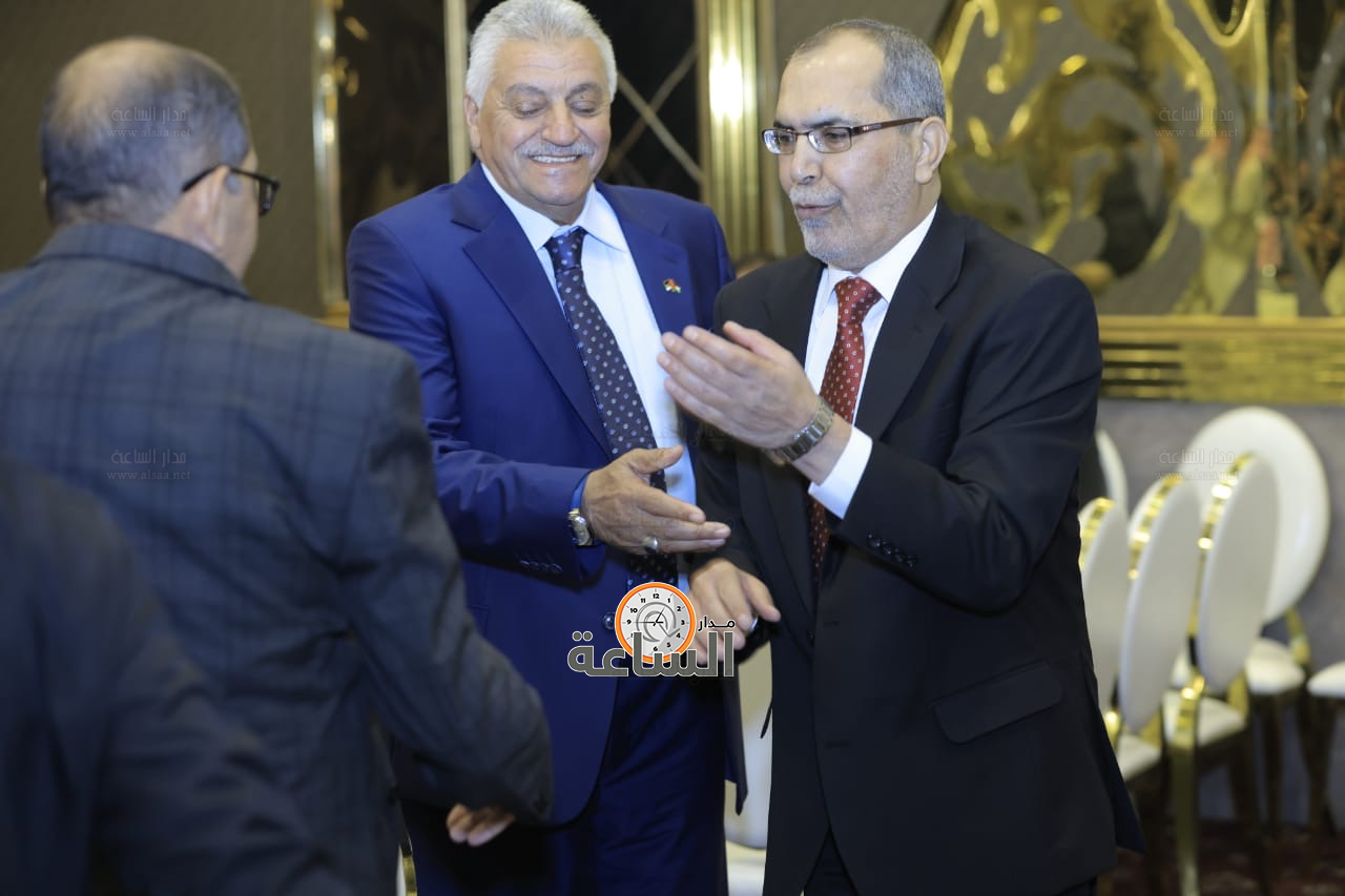 Madar Al-Saa Images 0.22377373861243066