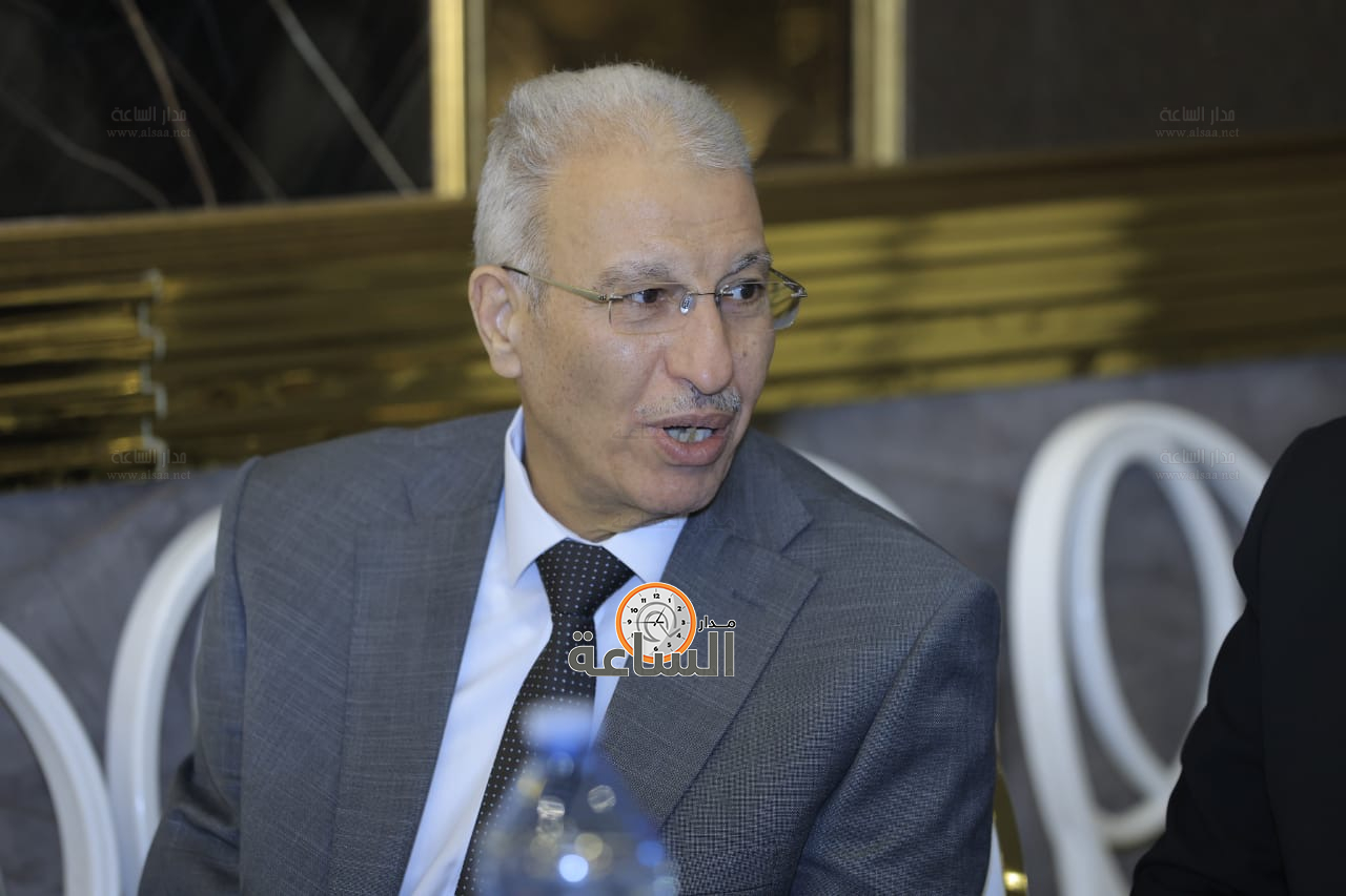 Madar Al-Saa Images 0.944519160232307