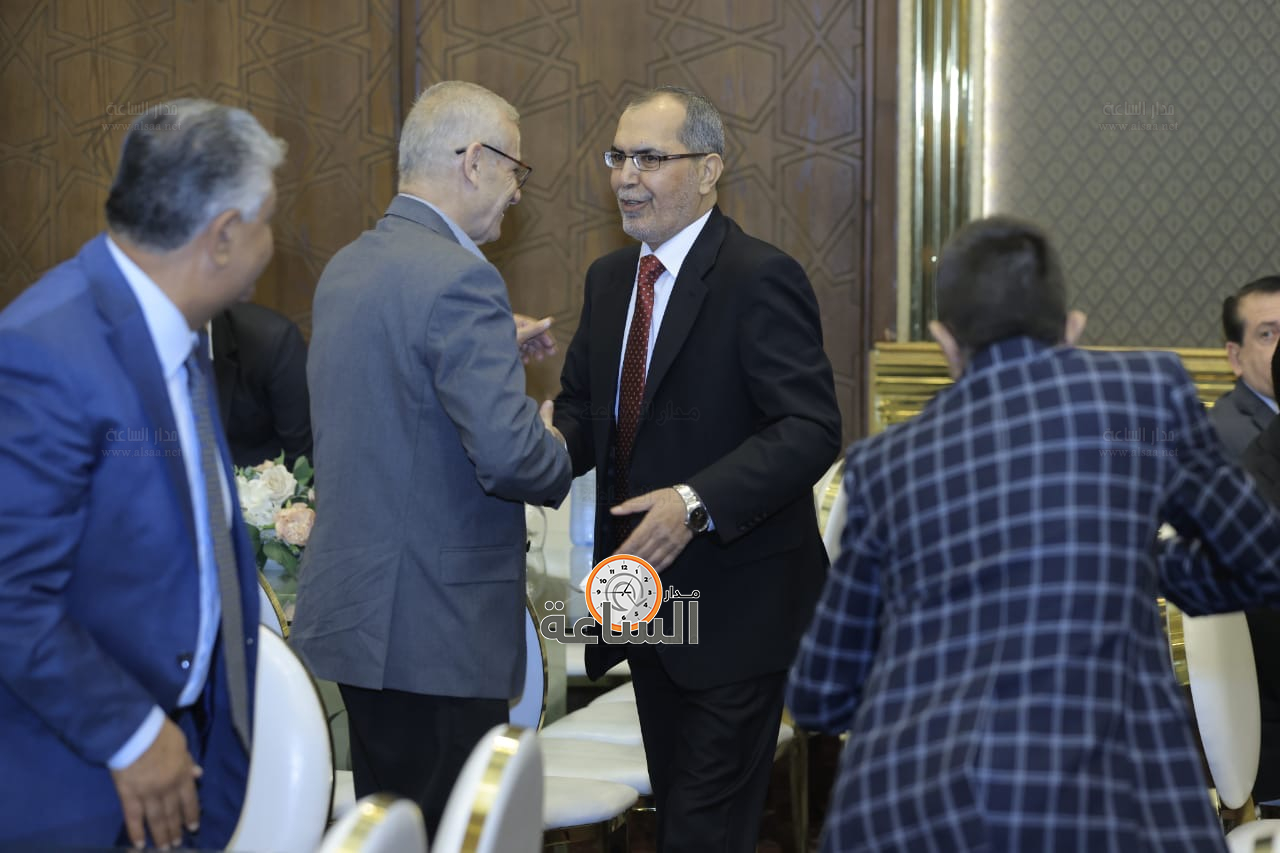 Madar Al-Saa Images 0.7227191427865747