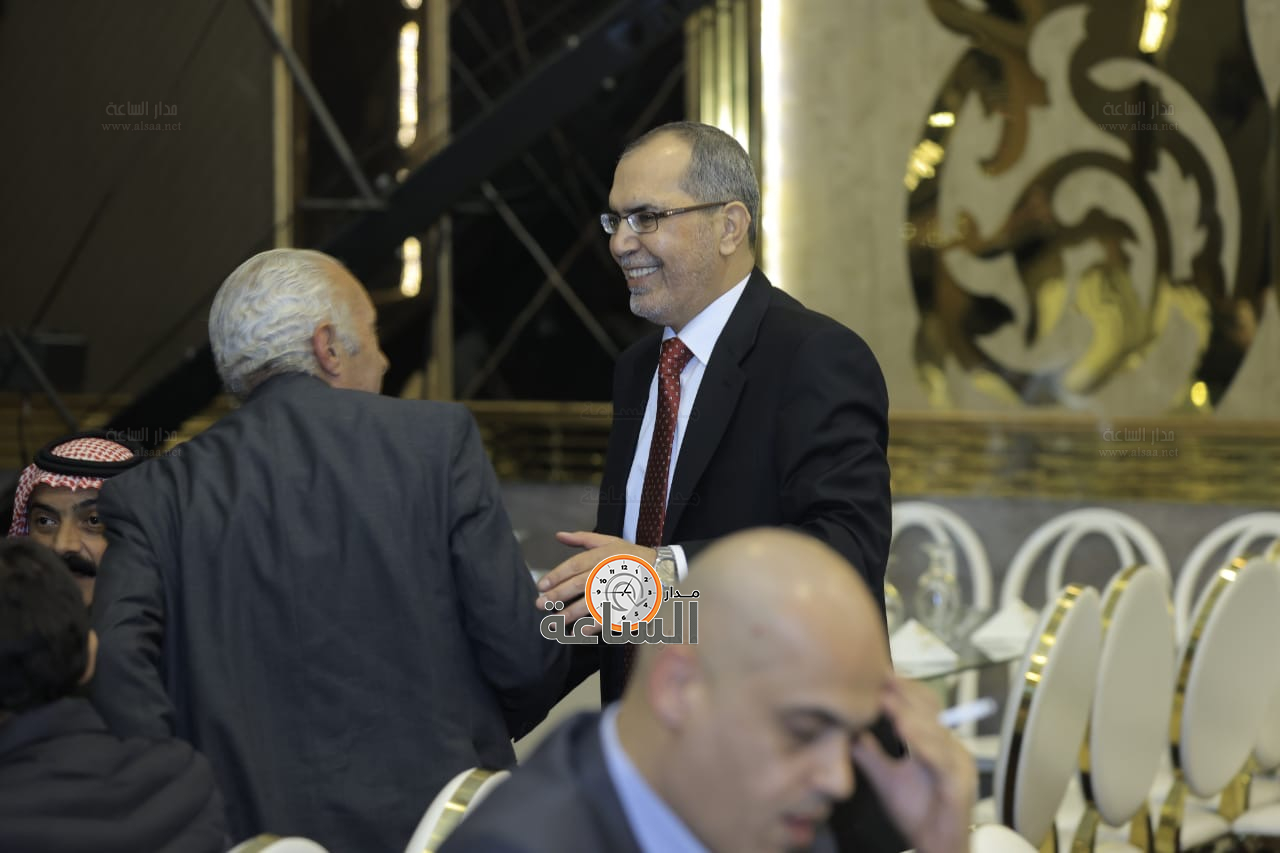 Madar Al-Saa Images 0.18692009222937067