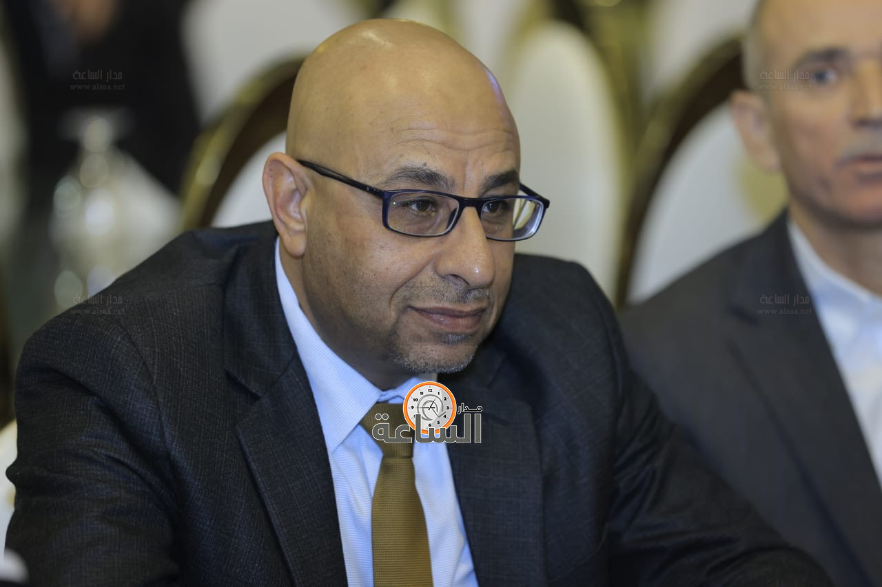 Madar Al-Saa Images 0.1959574809966388