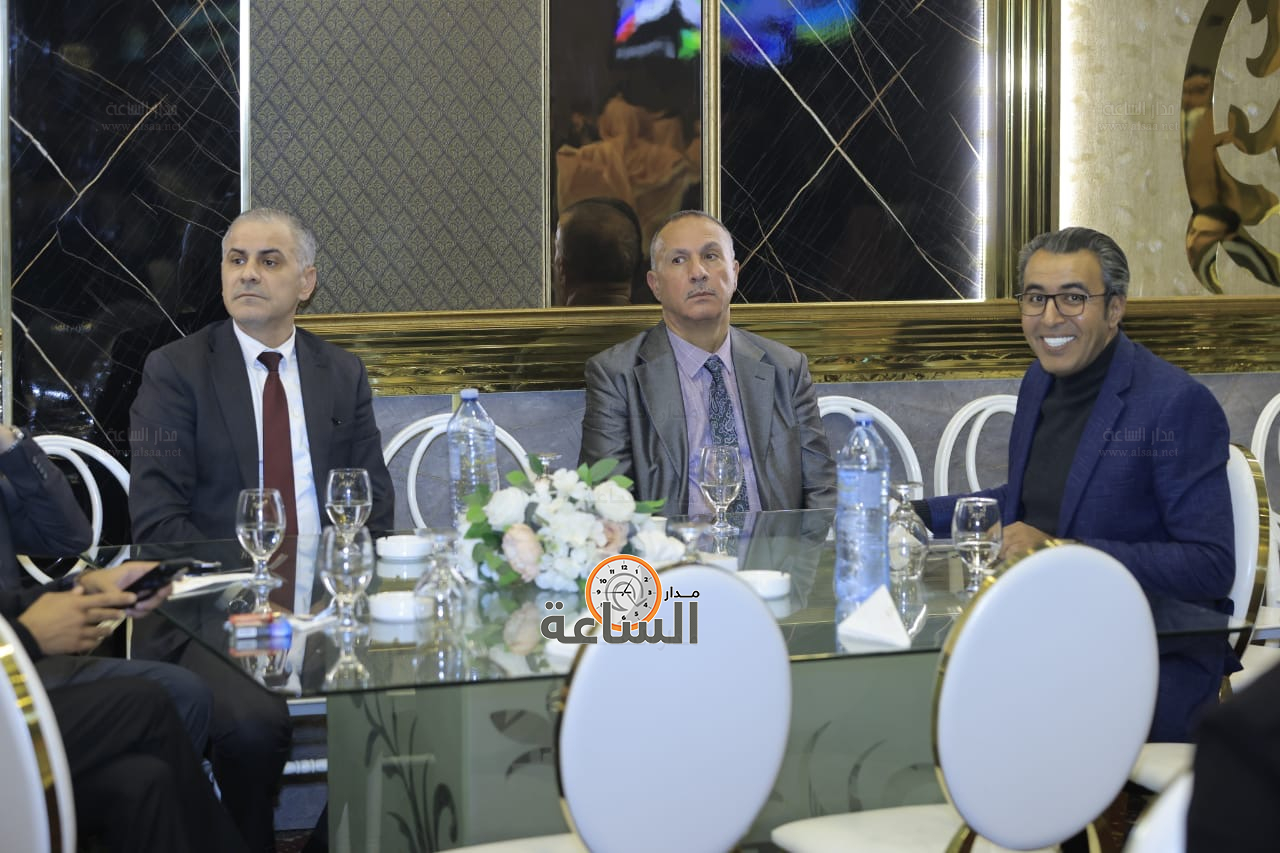 Madar Al-Saa Images 0.15043875401630502