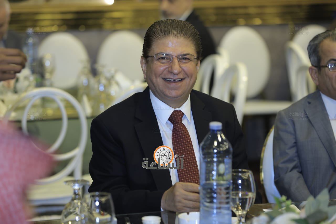 Madar Al-Saa Images 0.041888243465249664