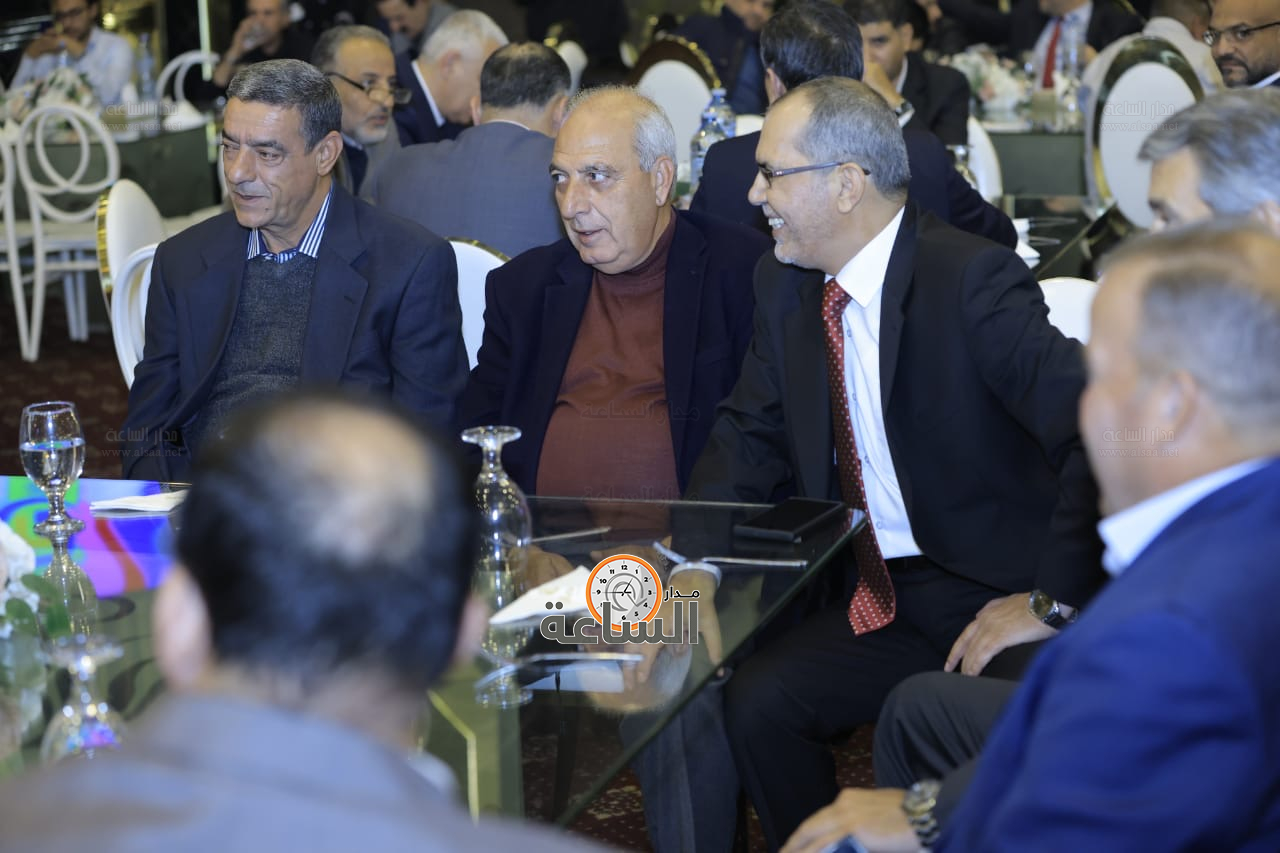 Madar Al-Saa Images 0.21159768340037866