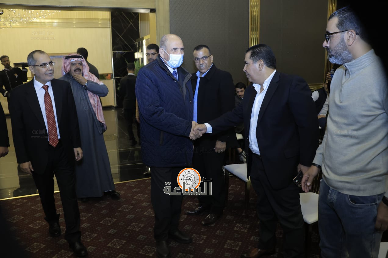 Madar Al-Saa Images 0.27254999022332826