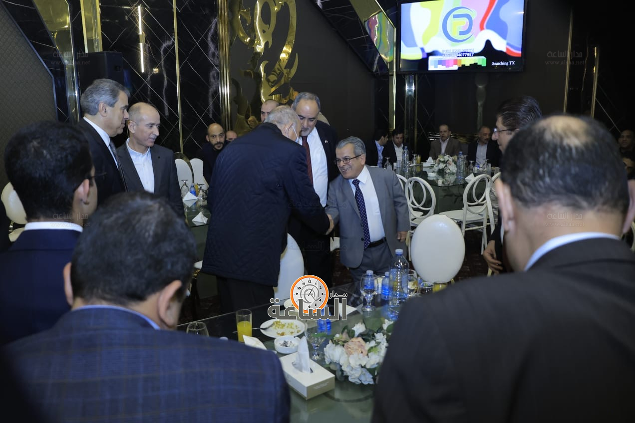 Madar Al-Saa Images 0.18300055792634973