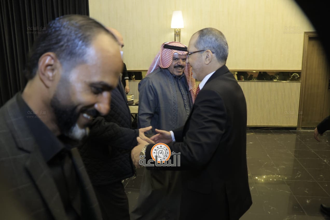 Madar Al-Saa Images 0.3185212491405831