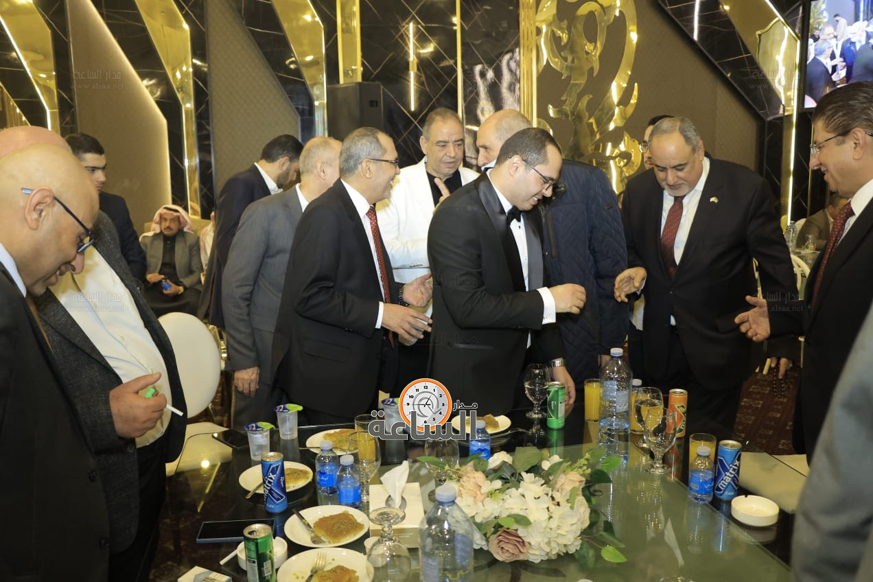 Madar Al-Saa Images 0.09570728188716837