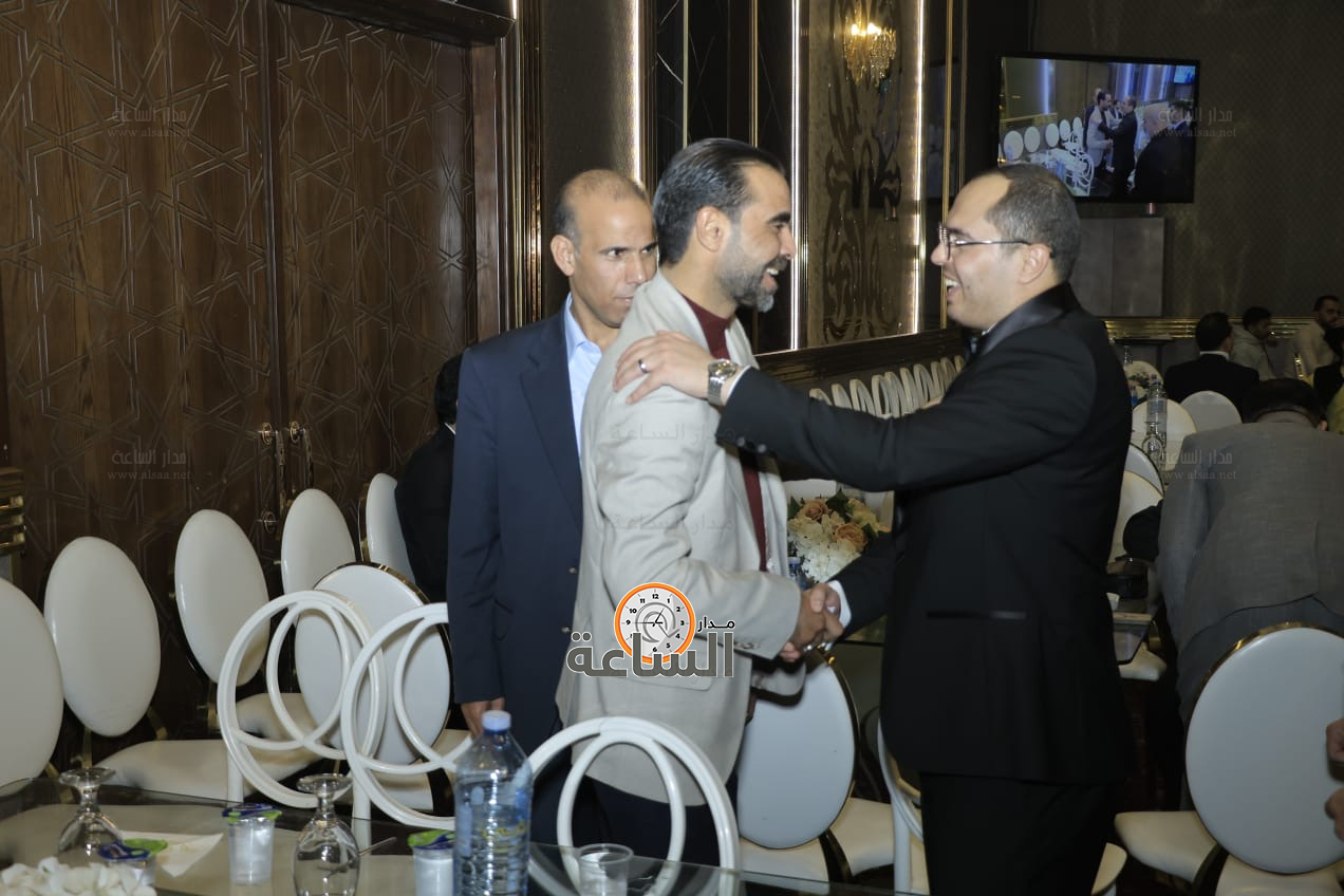 Madar Al-Saa Images 0.3868984739171122